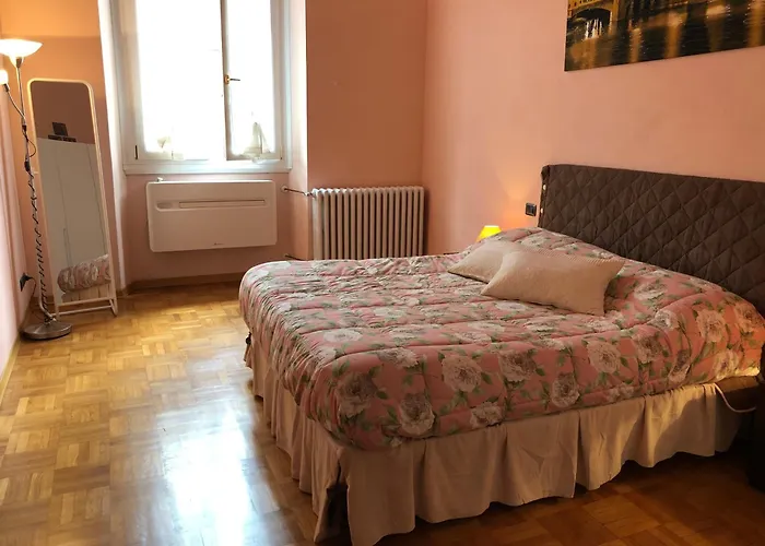 3 Perle All\'Accademia Apartments